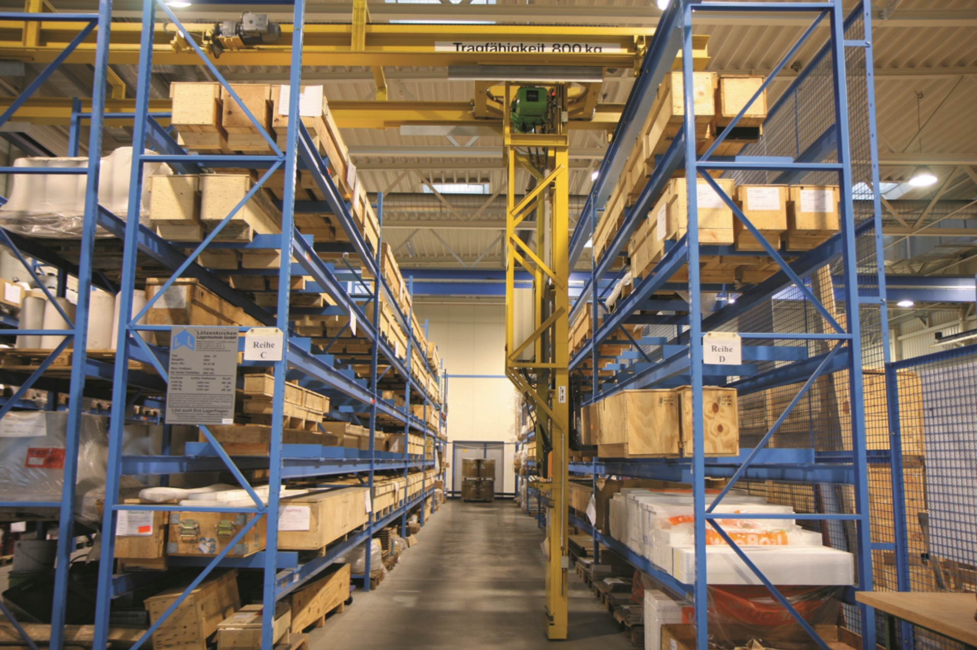 Versandlager für palettierte und verpackte Ware